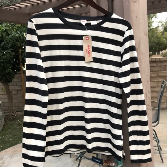 levi's black and white striped t shirt